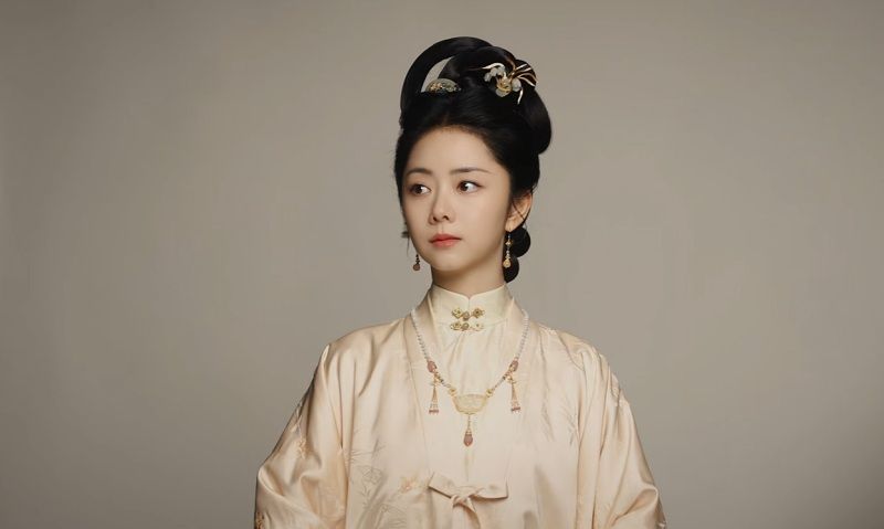 Không còn nhận ra ‘nữ thần thanh xuân’ Đàm Tùng Vận trong tạo hình mới phim “Lan Hương Như Cố”
