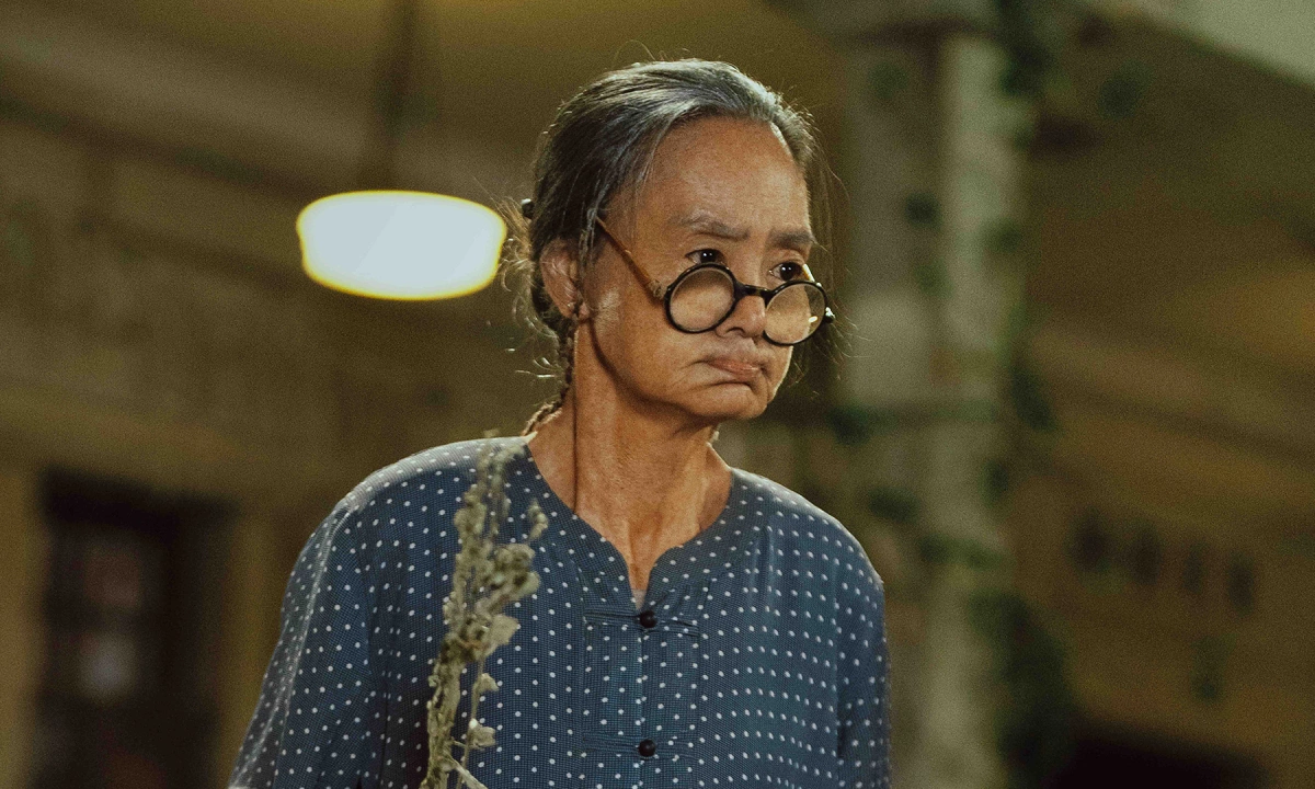 Fan Không Nhận Ra Lưu Tuyết Hoa Trong Phim Mới "Lãng Lãng Nhân Sinh"