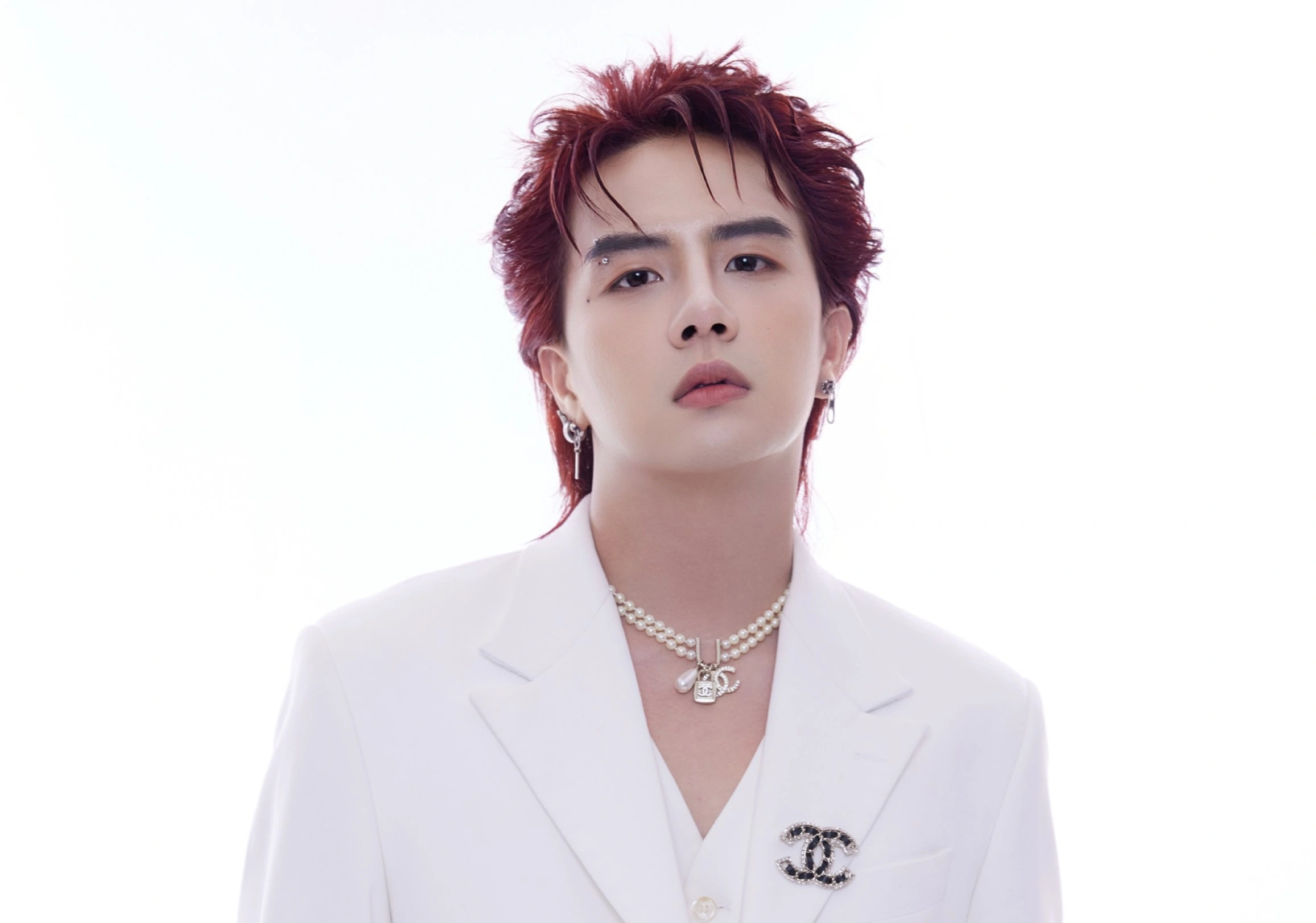 Tiểu sử diễn viên Duy Khánh: Từ “cô giáo Khánh” đến nghệ sĩ đa tài của showbiz Việt